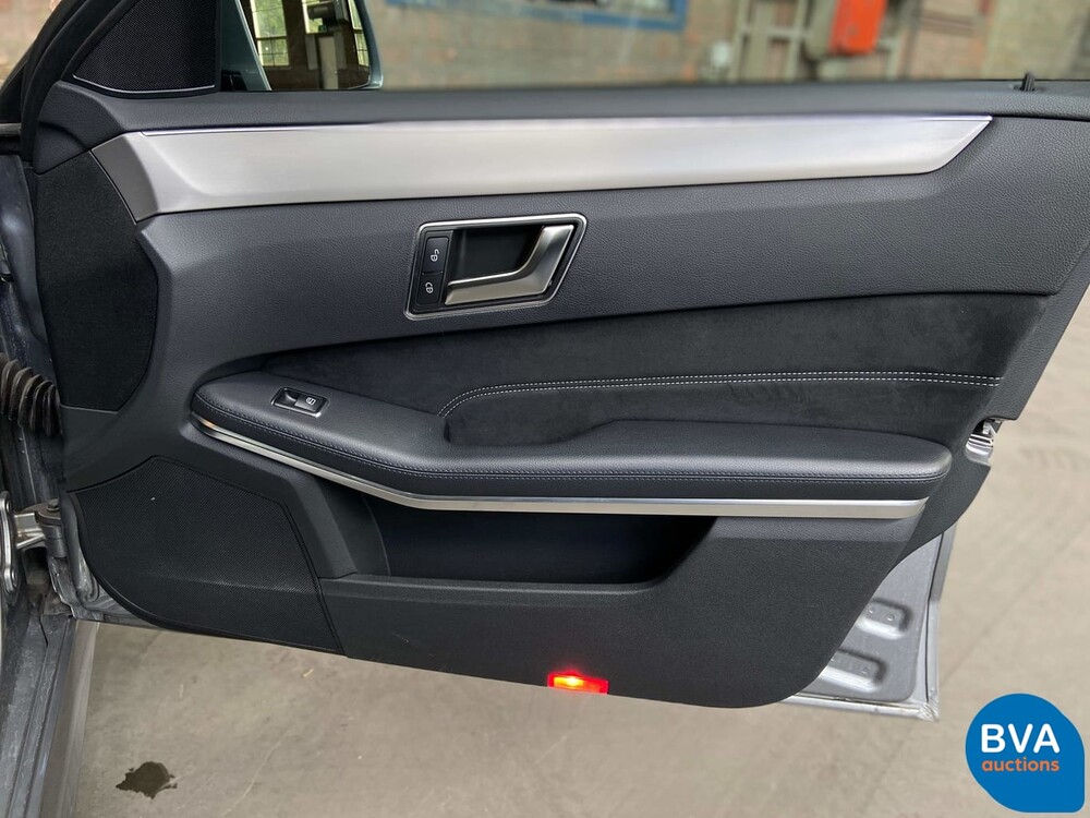 Mercedes-Benz E300 Bluetec Hybrid E-Klasse 2014, 8-XVD-94.