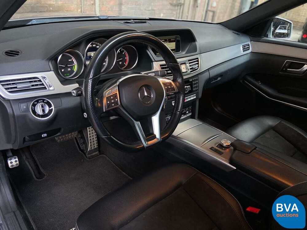 Mercedes-Benz E300 Bluetec Hybrid E-Klasse 2014, 8-XVD-94.