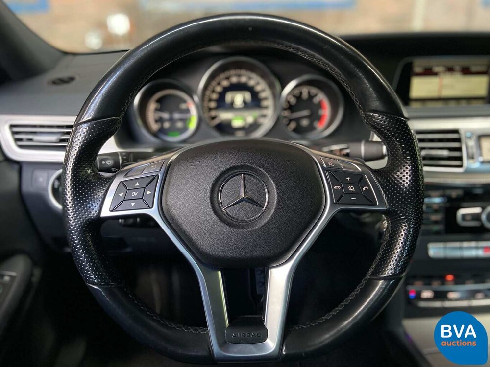 Mercedes-Benz E300 Bluetec Hybrid E-Klasse 2014, 8-XVD-94.