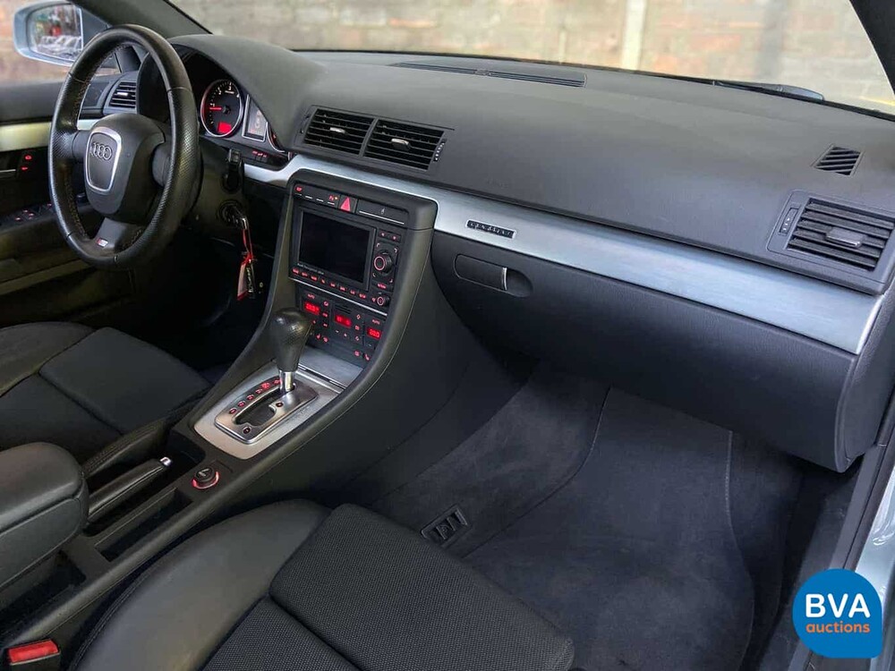 Audi A4 Avant 3.0 TDI Quattro S-Line Automatik 233 PS 2007.