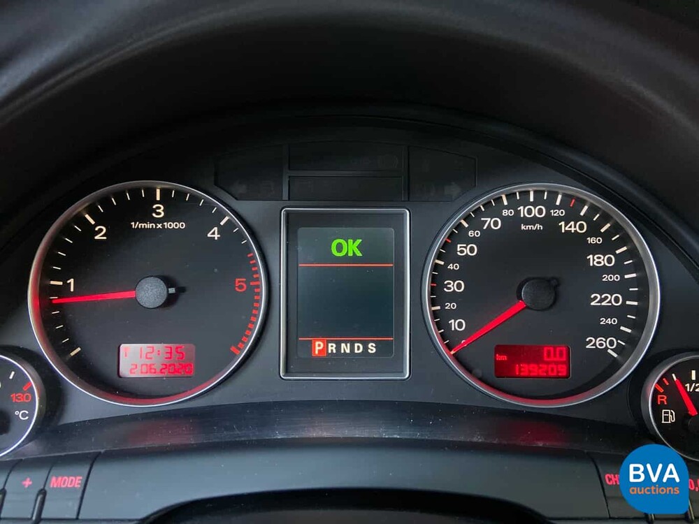 Audi A4 Avant 3.0 TDI Quattro S-Line Automatik 233 PS 2007.