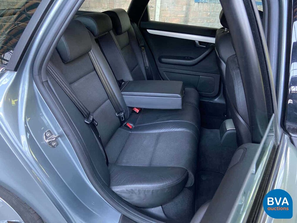 Audi A4 Avant 3.0 TDI Quattro S-Line Automatik 233 PS 2007.