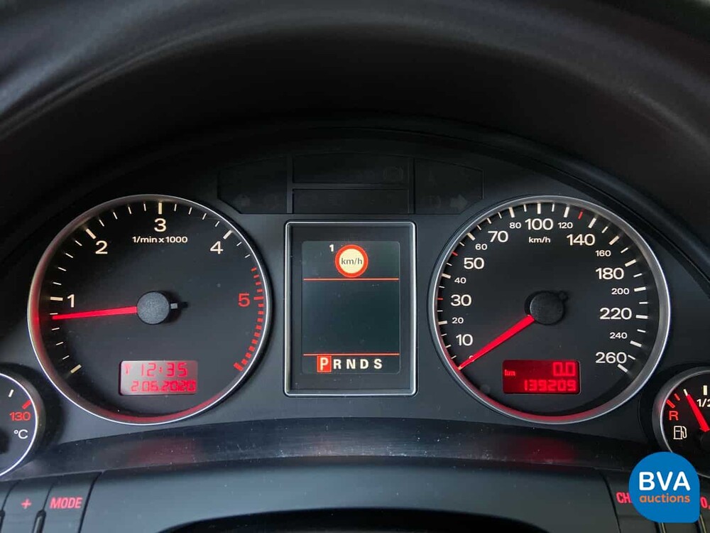 Audi A4 Avant 3.0 TDI Quattro S-Line Automatik 233 PS 2007.