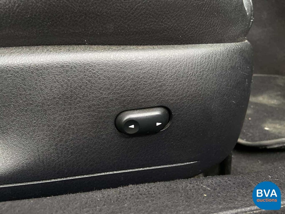 50. Jahrestag von Ford Thunderbird 3.9 V8 256 PS 2004, 9-XHN-66.