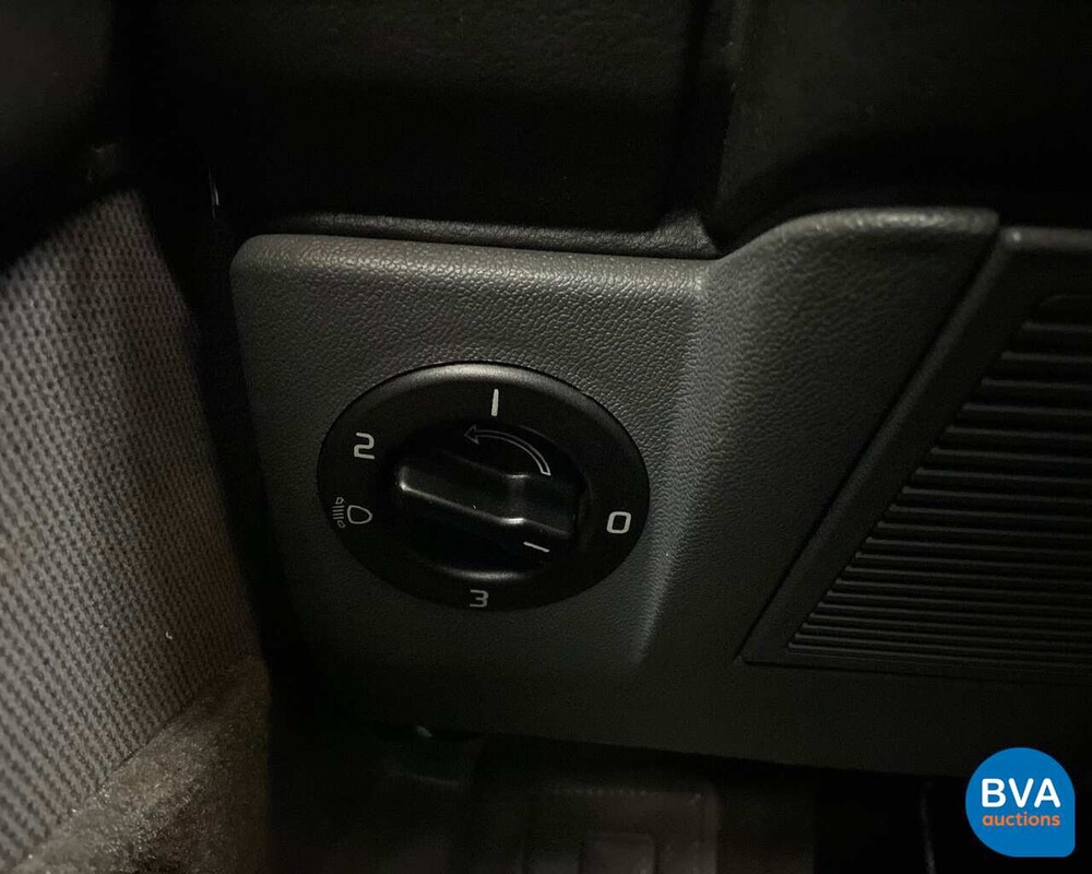 Renault 25 2.0 TXI Phase II 135 PS - Original NL - 1991, DJ-HP-72.