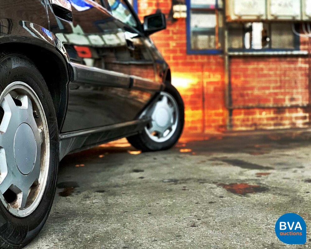 Renault 25 2.0 TXI Phase II 135 PS - Original NL - 1991, DJ-HP-72.