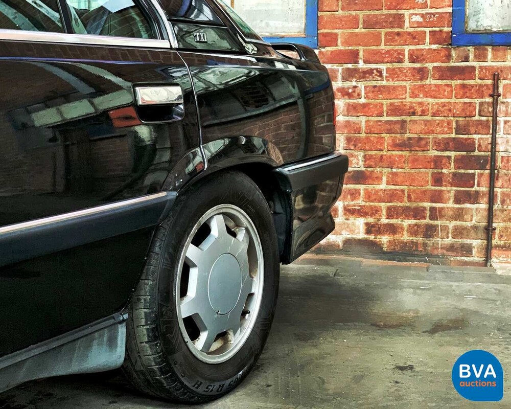 Renault 25 2.0 TXI Phase II 135 PS - Original NL - 1991, DJ-HP-72.