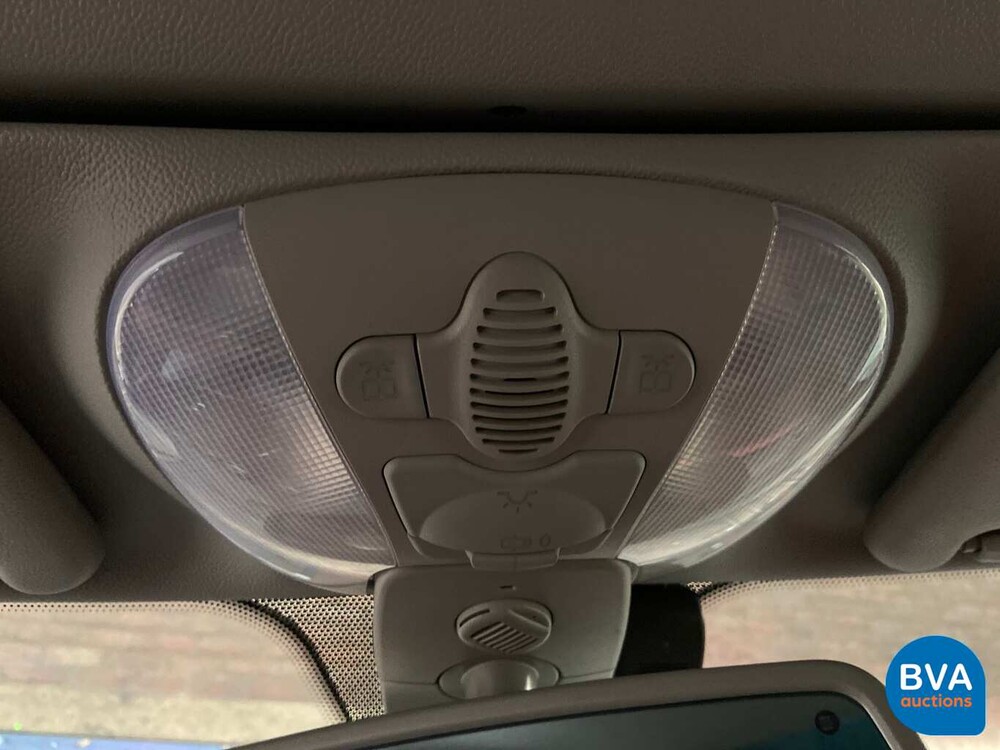 Mercedes-Benz SL500 306 PS R230 2004.