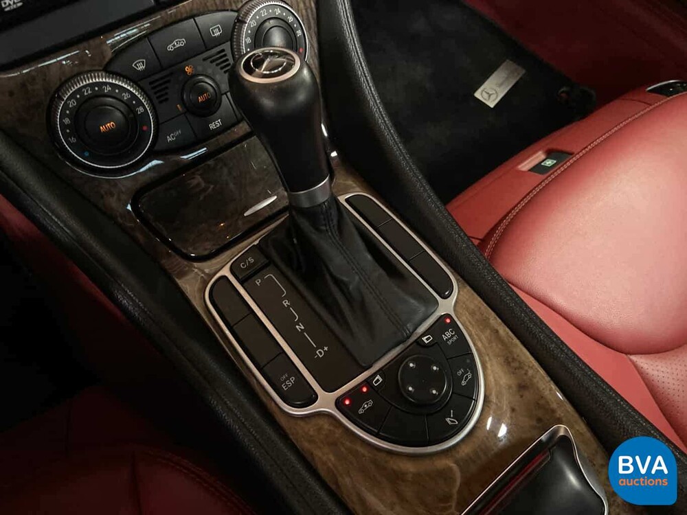Mercedes-Benz SL500 306 PS R230 2004.