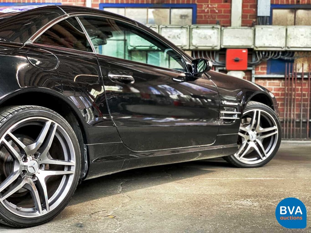 Mercedes-Benz SL500 306 PS R230 2004.
