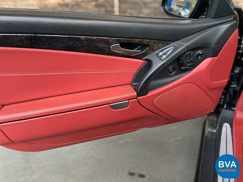 Mercedes-Benz SL500 306 PS R230 2004.