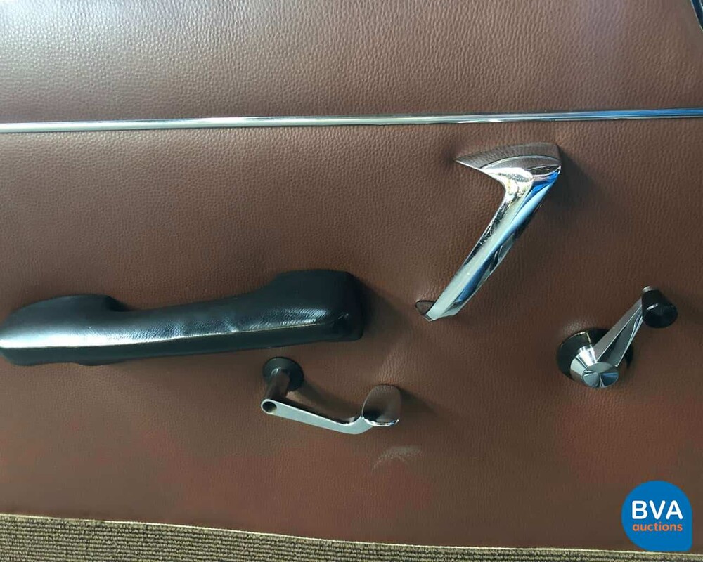 Peugeot 404 Limousine 1966, AL-49-13.