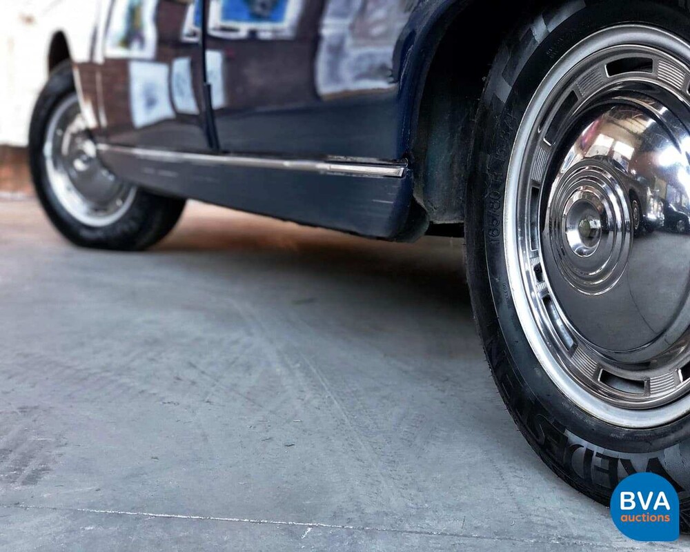 Peugeot 404 Limousine 1966, AL-49-13.