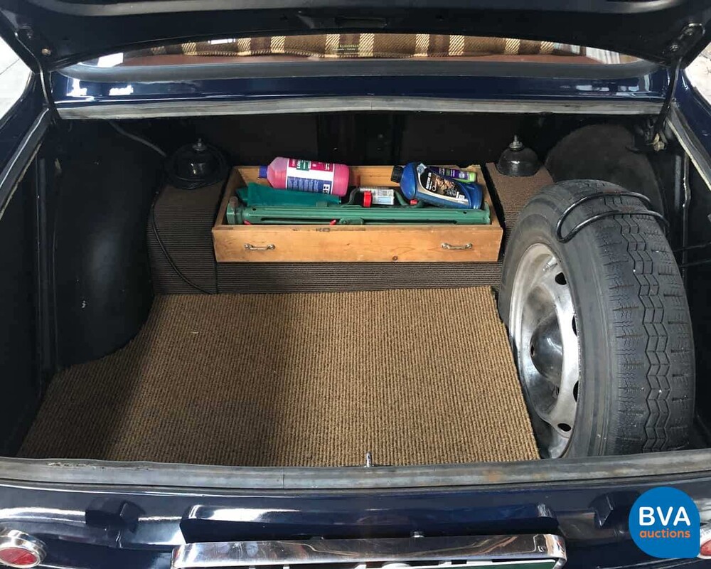 Peugeot 404 Limousine 1966, AL-49-13.