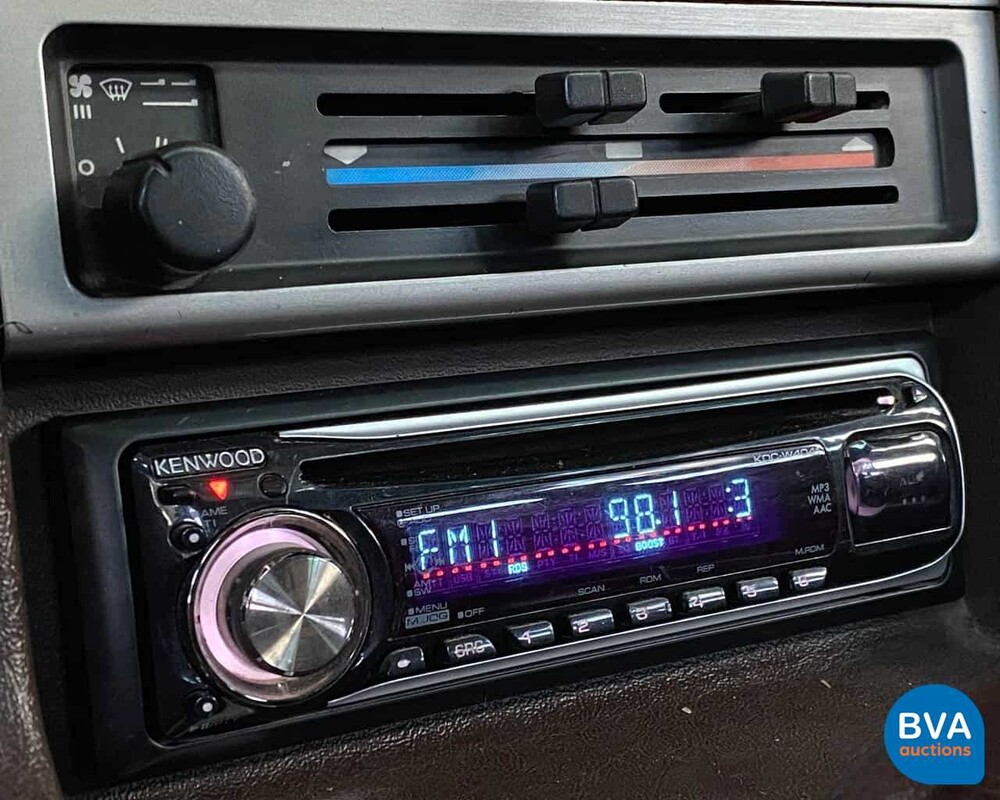 Porsche 944 2.5 Coupé-Original NL-1983, JY-49-XL.