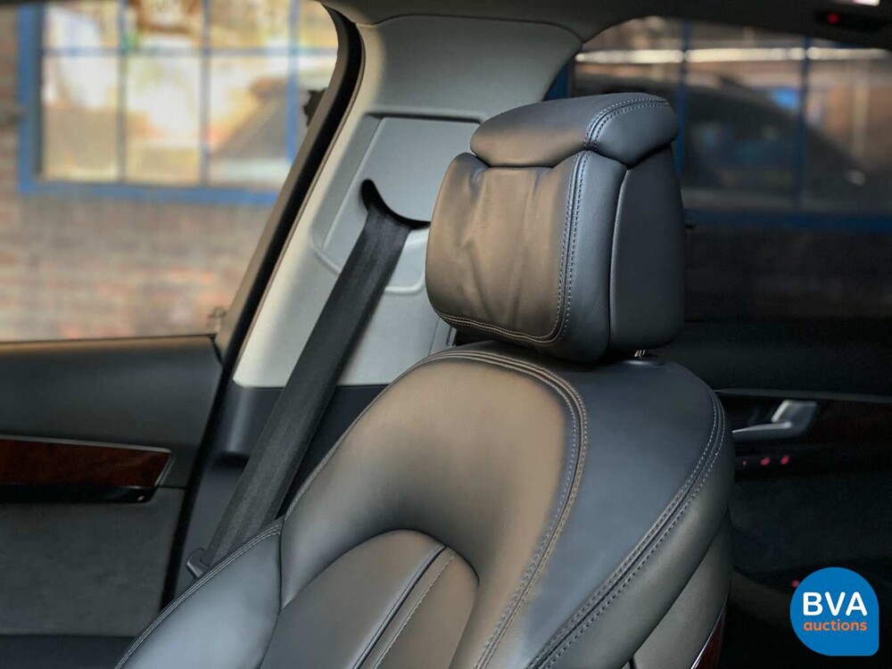 Audi A8 4.2 FSI Quattro Lang 371 PS 2011, TV-019-D.