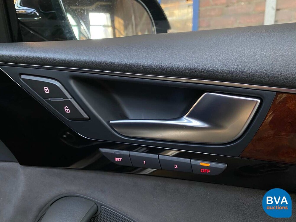 Audi A8 4.2 FSI Quattro Lang 371 PS 2011, TV-019-D.