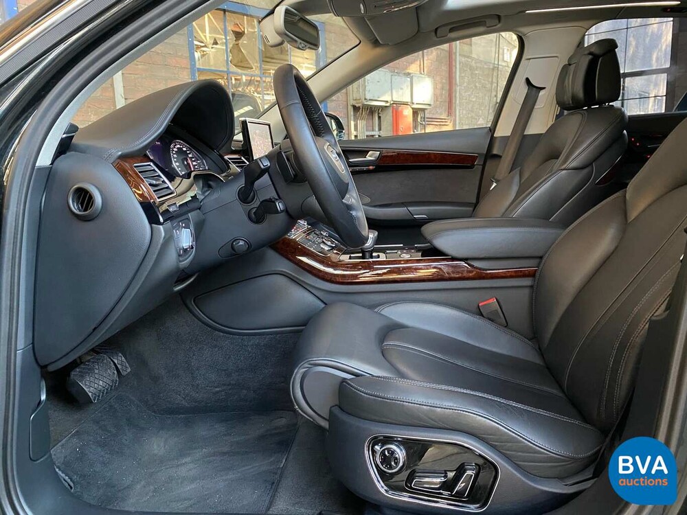 Audi A8 4.2 FSI Quattro Lang 371 PS 2011, TV-019-D.