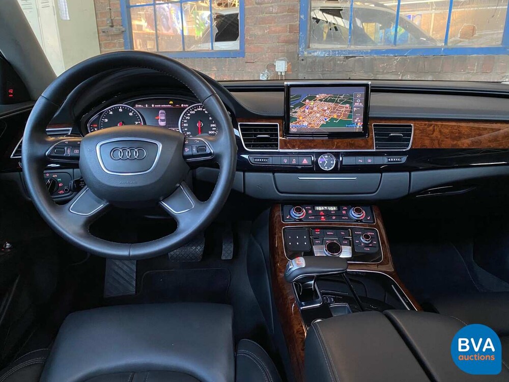 Audi A8 4.2 FSI Quattro Lang 371 PS 2011, TV-019-D.