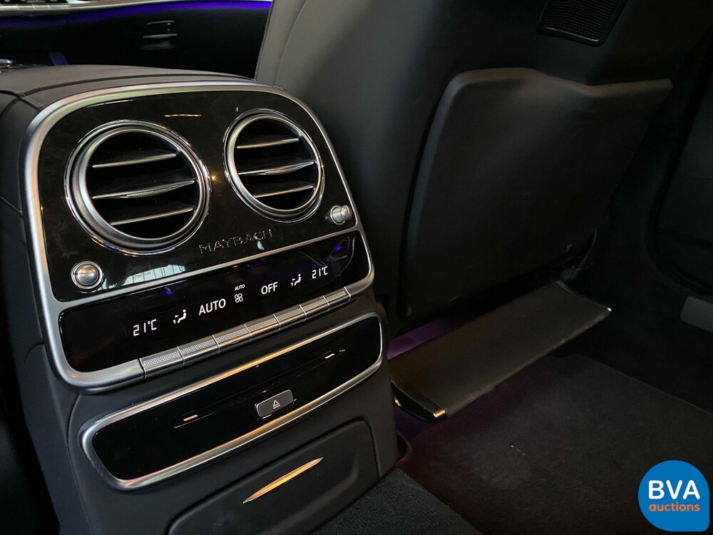 Mercedes-Benz S600 Maybach V12 530hp 2015.