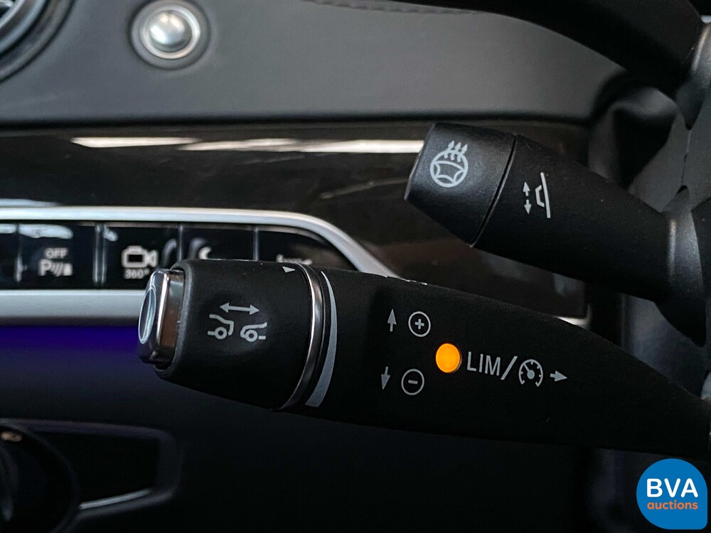 Mercedes-Benz S600 Maybach V12 530hp 2015.