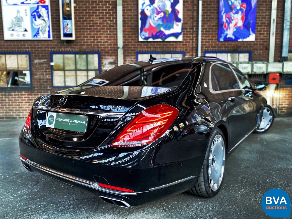 Mercedes-Benz S600 Maybach V12 530hp 2015.