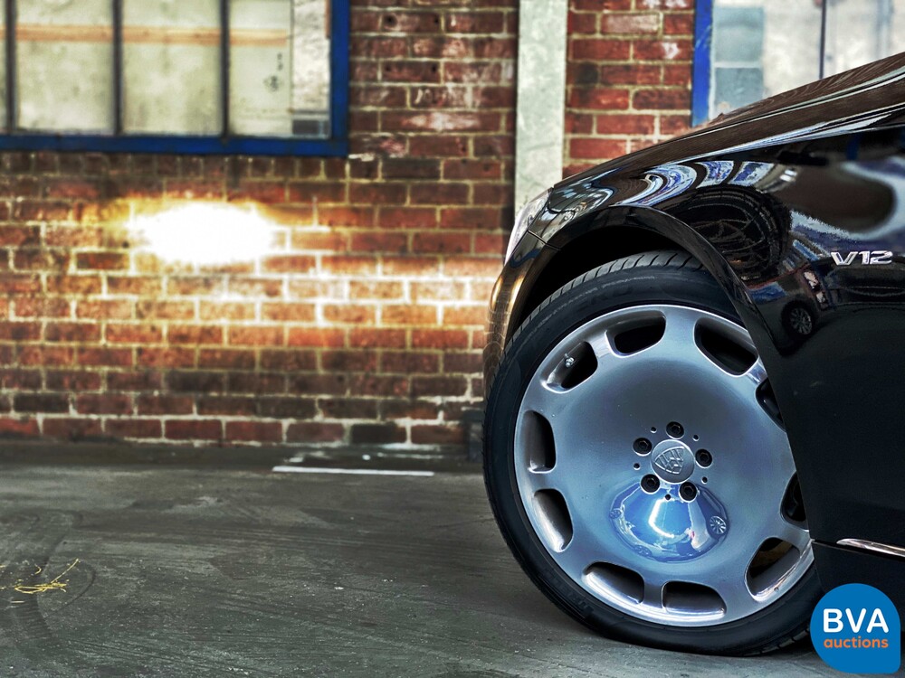 Mercedes-Benz S600 Maybach V12 530hp 2015.