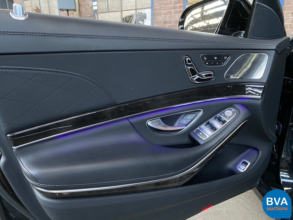 Mercedes-Benz S600 Maybach V12 530hp 2015.