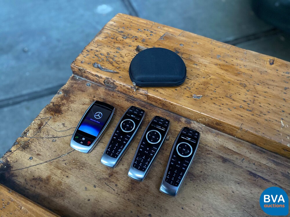 Mercedes-Benz S600 Maybach V12 530hp 2015.