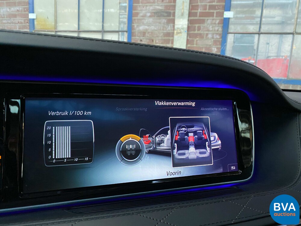 Mercedes-Benz S600 Maybach V12 530hp 2015.