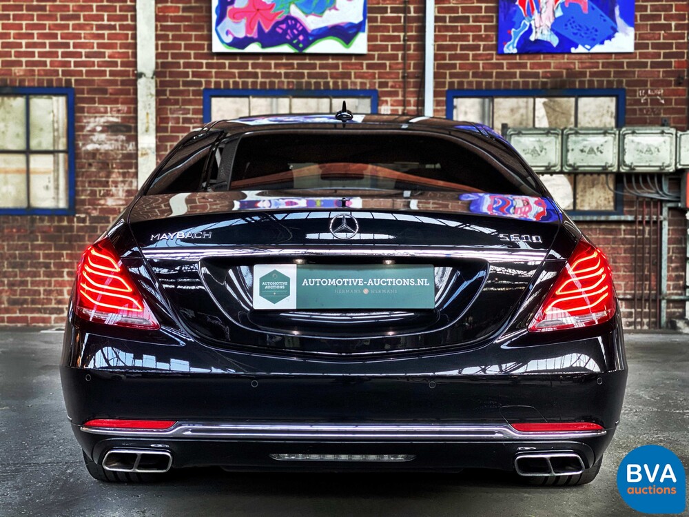 Mercedes-Benz S600 Maybach V12 530hp 2015.