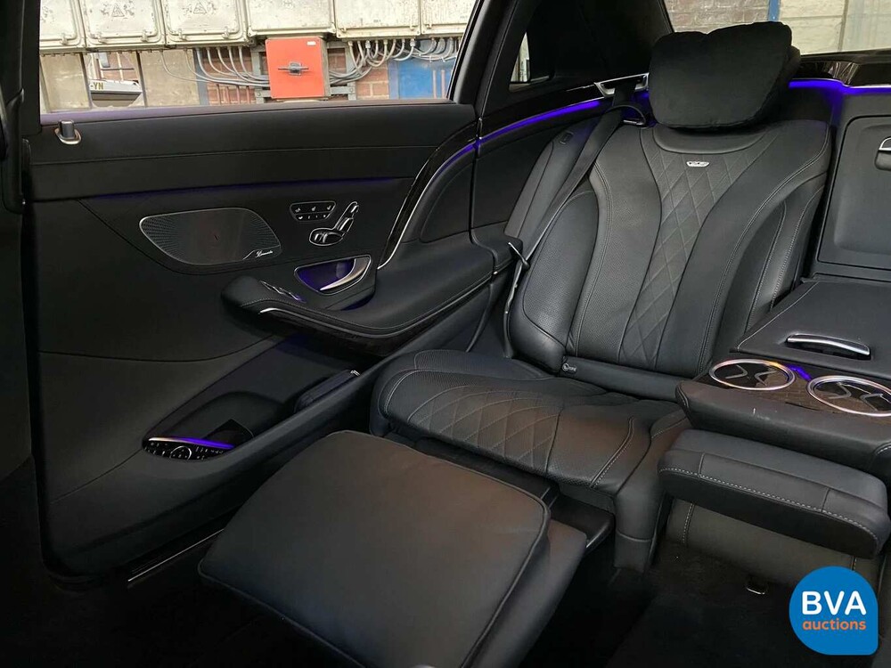 Mercedes-Benz S600 Maybach V12 530hp 2015.
