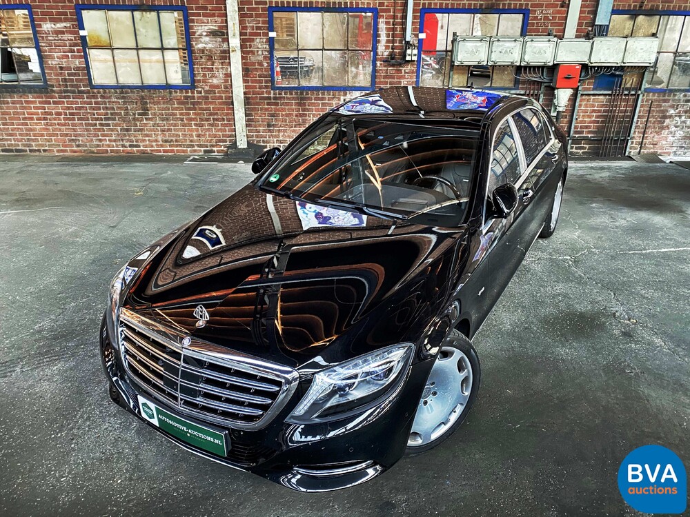 Mercedes-Benz S600 Maybach V12 530hp 2015.