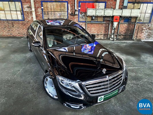 Mercedes-Benz S600 Maybach V12 530hp 2015.