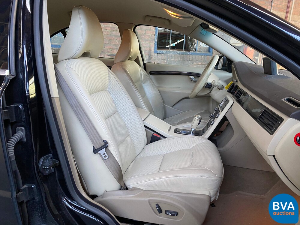 Volvo S80 4.4 V8 AWD Automatik 315 PS Original NL, 30-TS-FS.