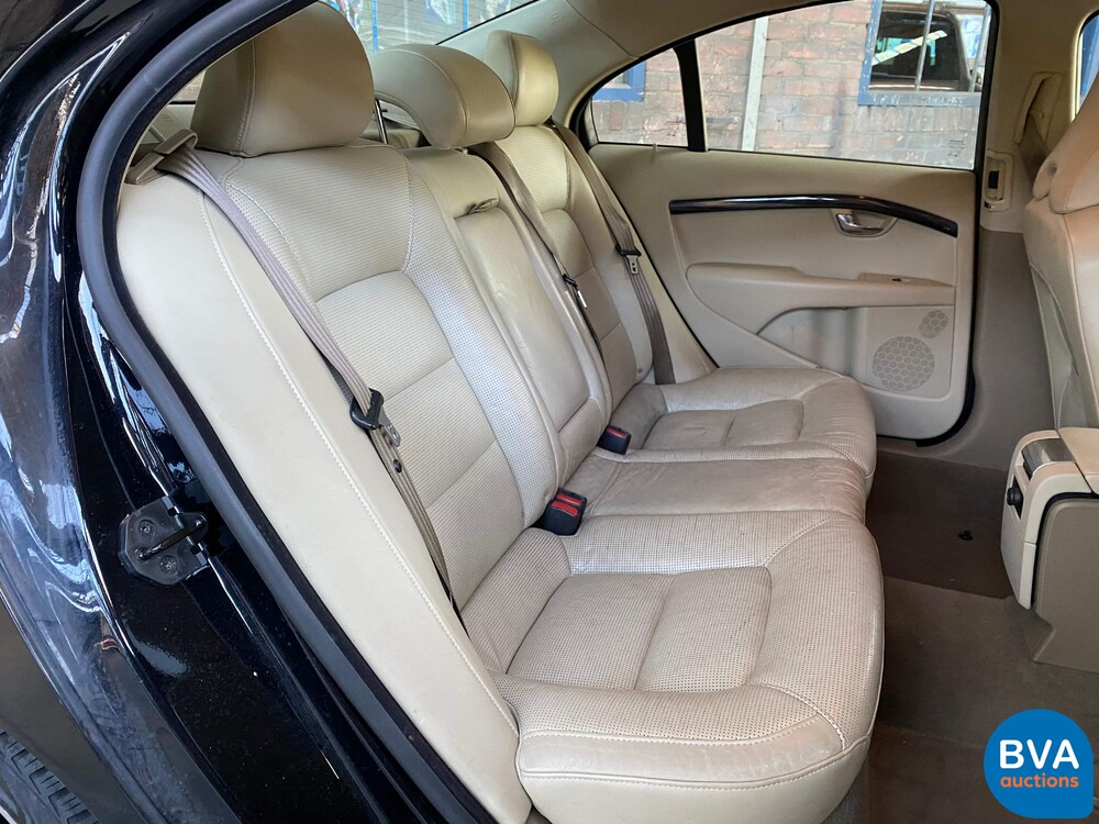 Volvo S80 4.4 V8 AWD Automatik 315 PS Original NL, 30-TS-FS.