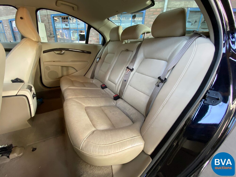 Volvo S80 4.4 V8 AWD Automatik 315 PS Original NL, 30-TS-FS.