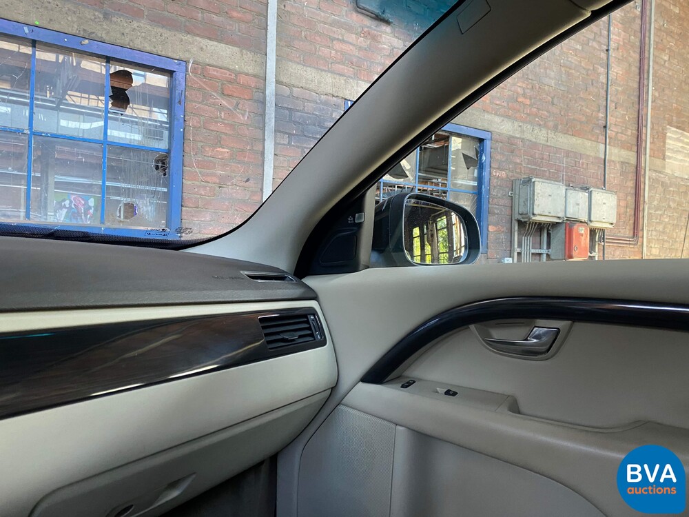 Volvo S80 4.4 V8 AWD Automatik 315 PS Original NL, 30-TS-FS.