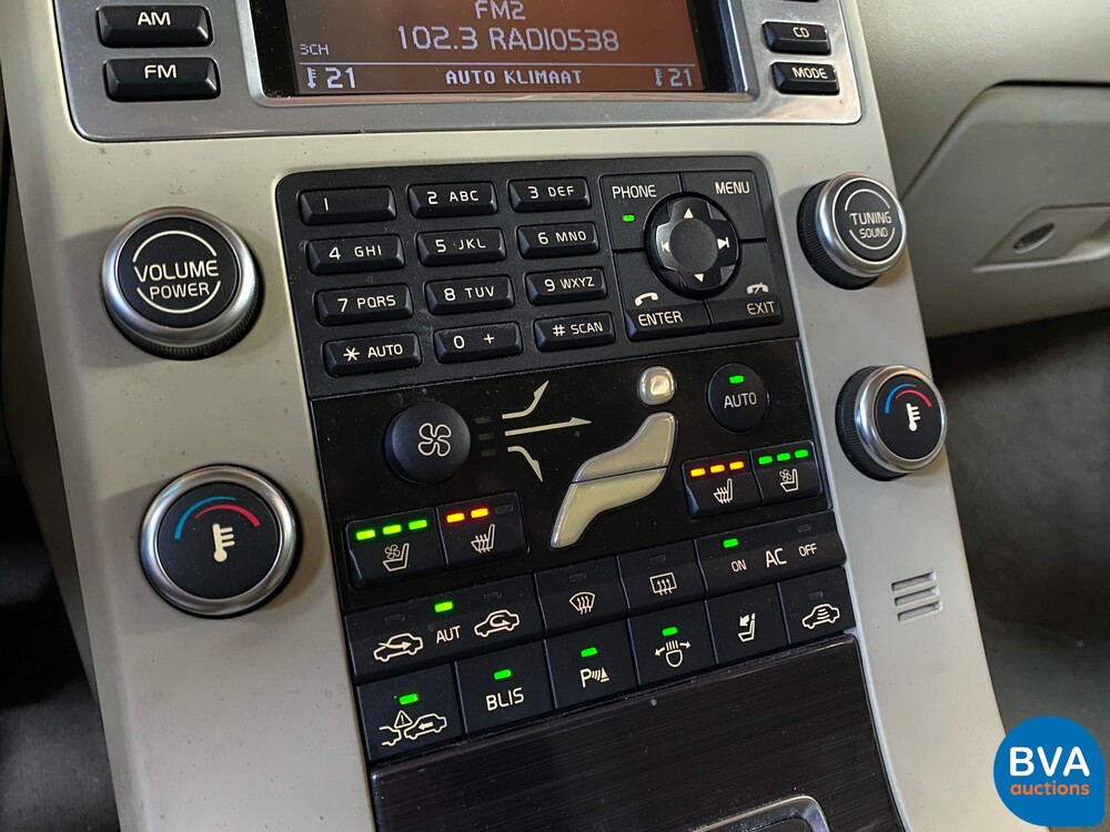 Volvo S80 4.4 V8 AWD Automatik 315 PS Original NL, 30-TS-FS.