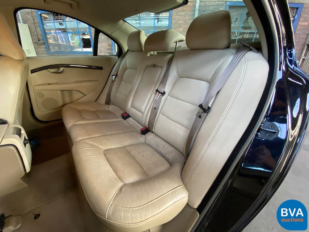 Volvo S80 4.4 V8 AWD Automatik 315 PS Original NL, 30-TS-FS.