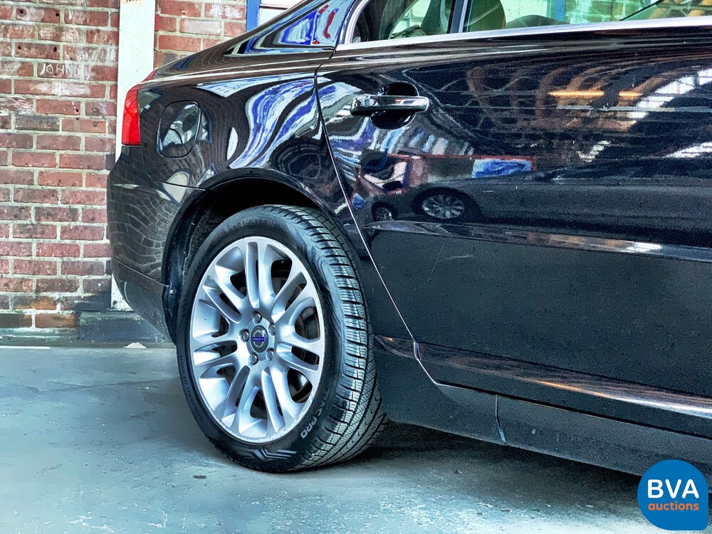 Volvo S80 4.4 V8 AWD Automatik 315 PS Original NL, 30-TS-FS.