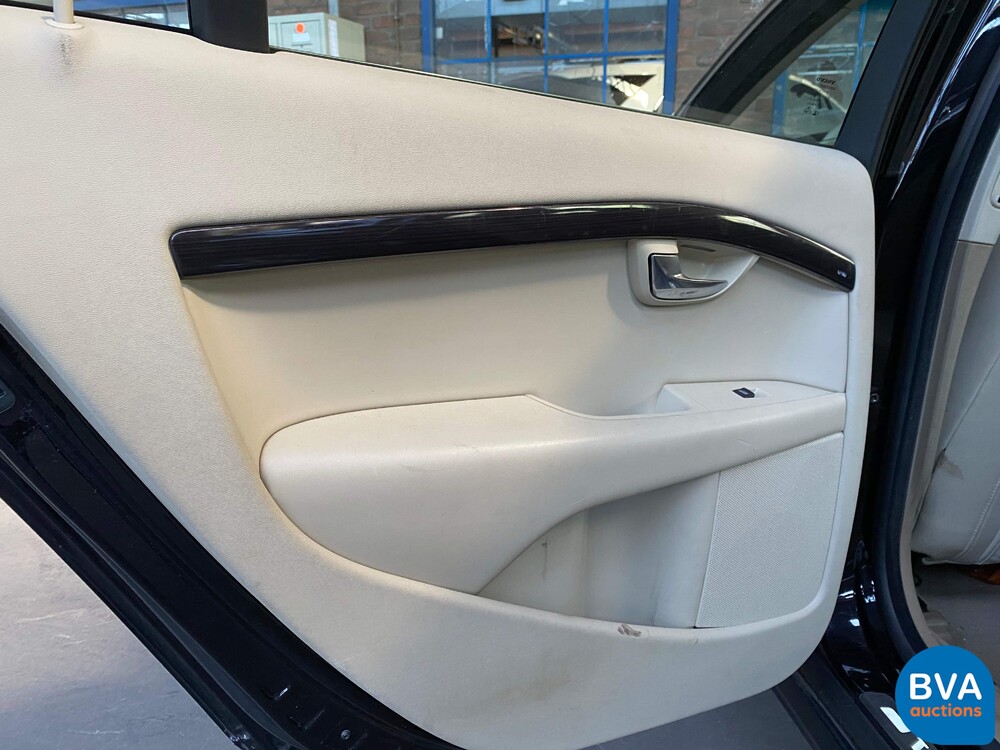 Volvo S80 4.4 V8 AWD Automatik 315 PS Original NL, 30-TS-FS.