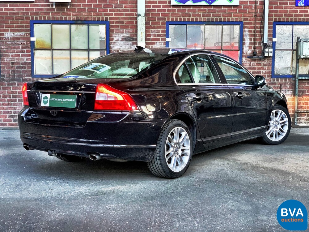Volvo S80 4.4 V8 AWD Automatik 315 PS Original NL, 30-TS-FS.