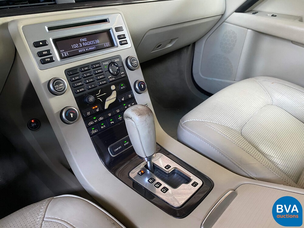 Volvo S80 4.4 V8 AWD Automatik 315 PS Original NL, 30-TS-FS.