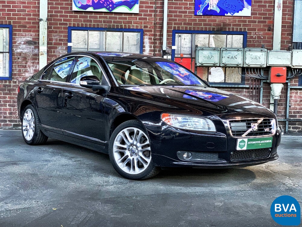 Volvo S80 4.4 V8 AWD Automatik 315 PS Original NL, 30-TS-FS.