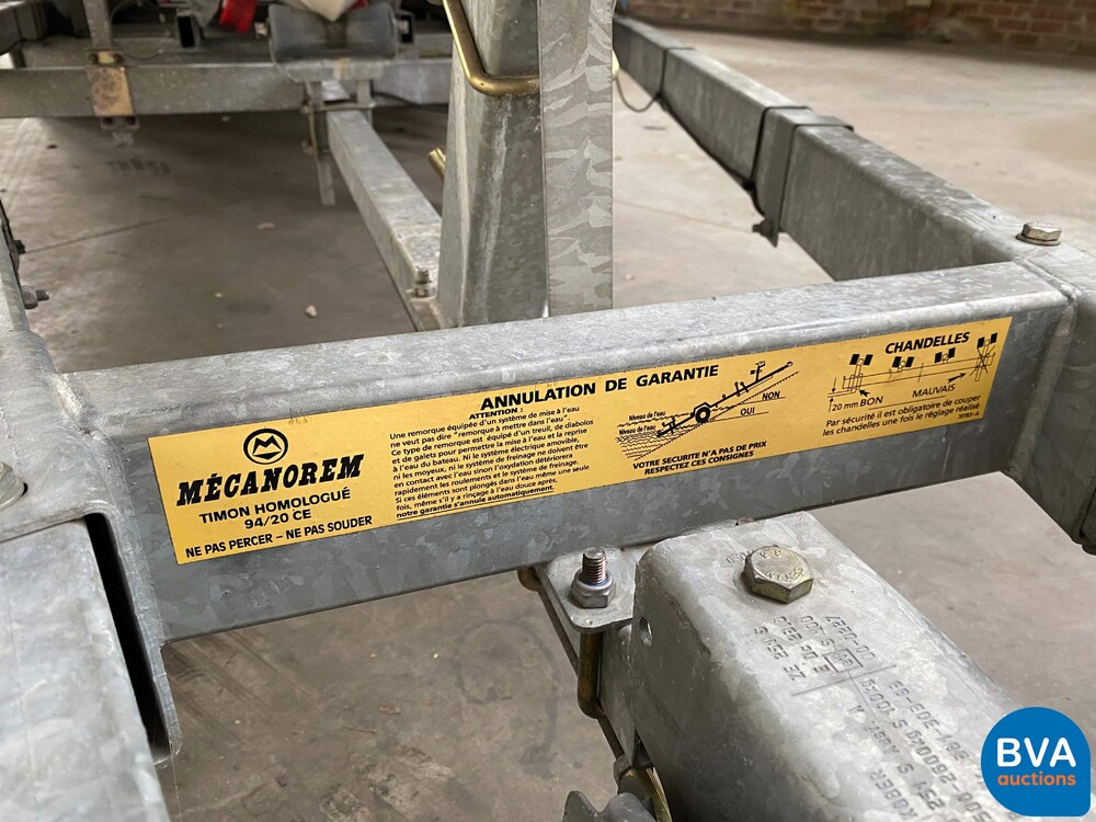 Quicksilver Classic 20 Mercruiser MPI 235 PS (RIVA, BOESCH Shape) Schnellboot.