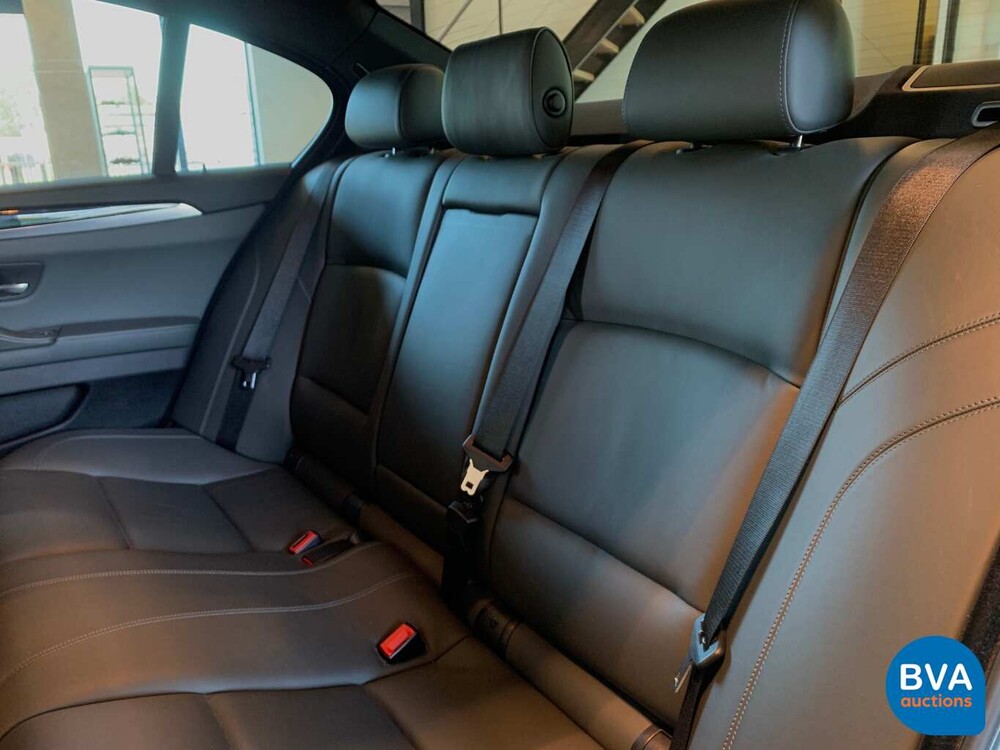BMW M5 560hp 4.4 V8 M-DCT Sedan 5-Series Shadow Original NL, 09-XTP-6.