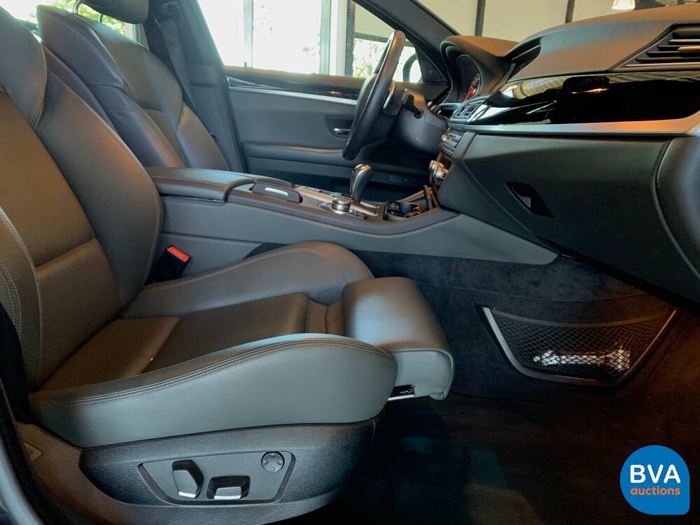 BMW M5 560hp 4.4 V8 M-DCT Sedan 5-Series Shadow Original NL, 09-XTP-6.