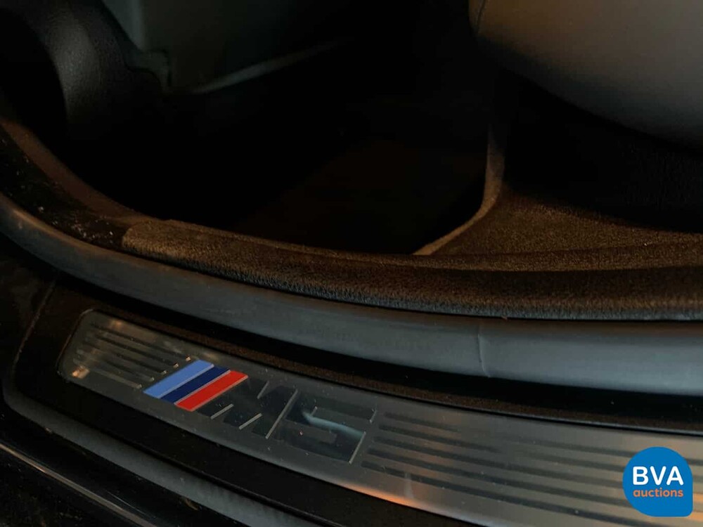 BMW M5 560hp 4.4 V8 M-DCT Sedan 5-Series Shadow Original NL, 09-XTP-6.