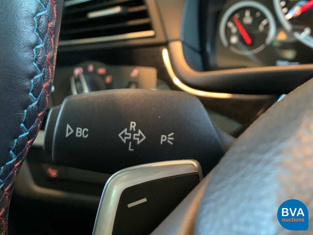 BMW M5 560hp 4.4 V8 M-DCT Sedan 5-Series Shadow Original NL, 09-XTP-6.